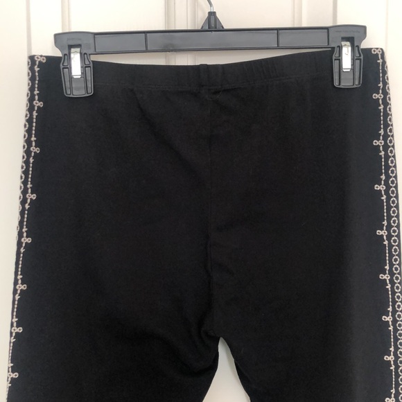 JW Los Angeles Floral Embroidered Black Leggings - Picture 7 of 16